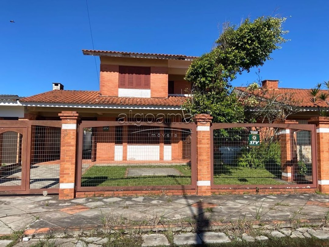 Casa à venda com 3 quartos, 239m² - Foto 4