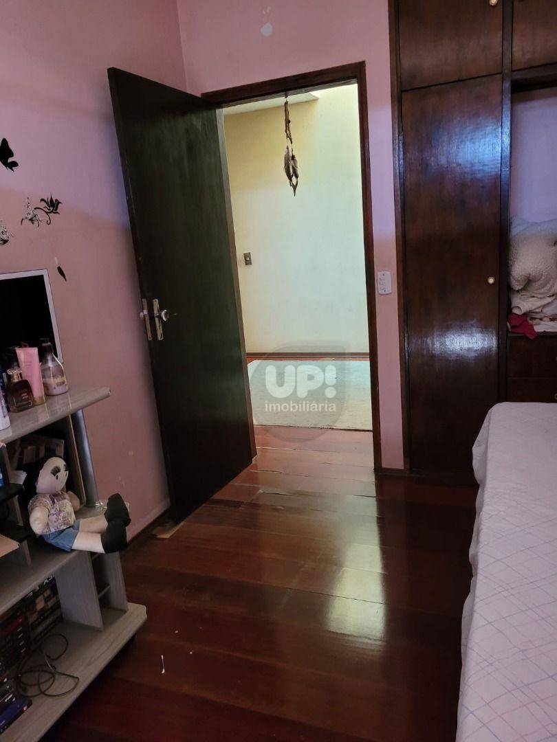 Casa à venda com 3 quartos, 180m² - Foto 16