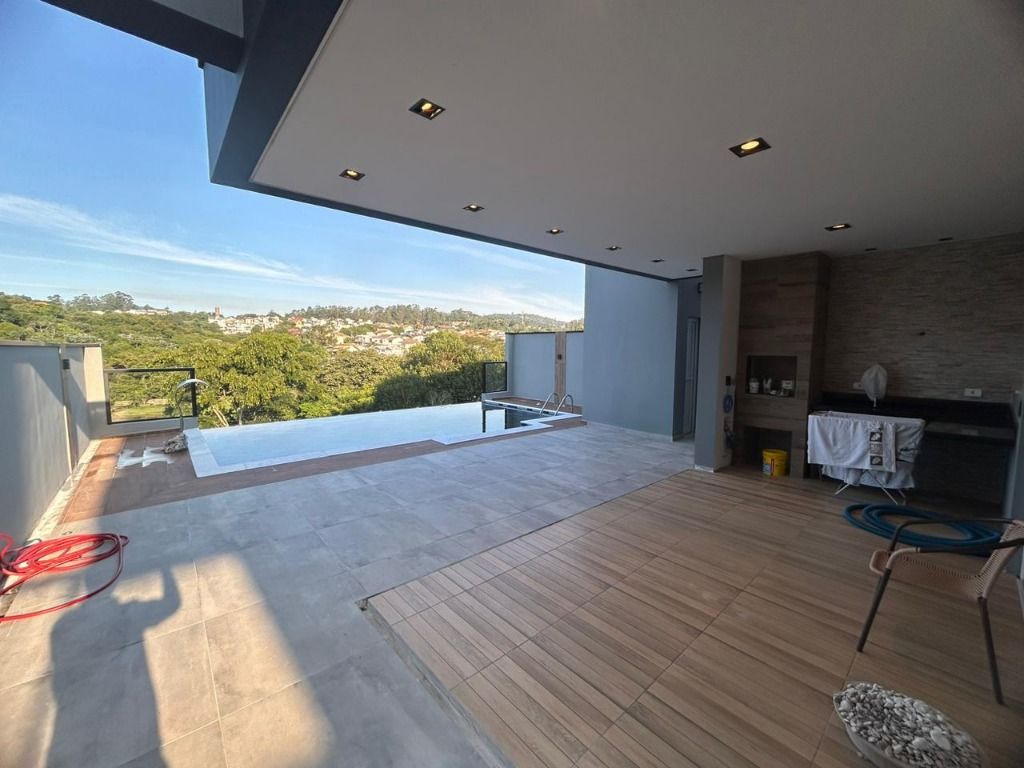 Casa de Condomínio à venda com 3 quartos, 570m² - Foto 5