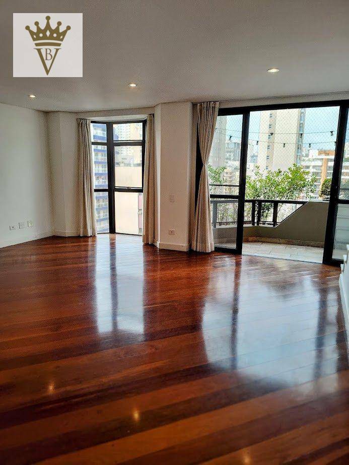 Apartamento para alugar com 3 quartos, 140m² - Foto 1