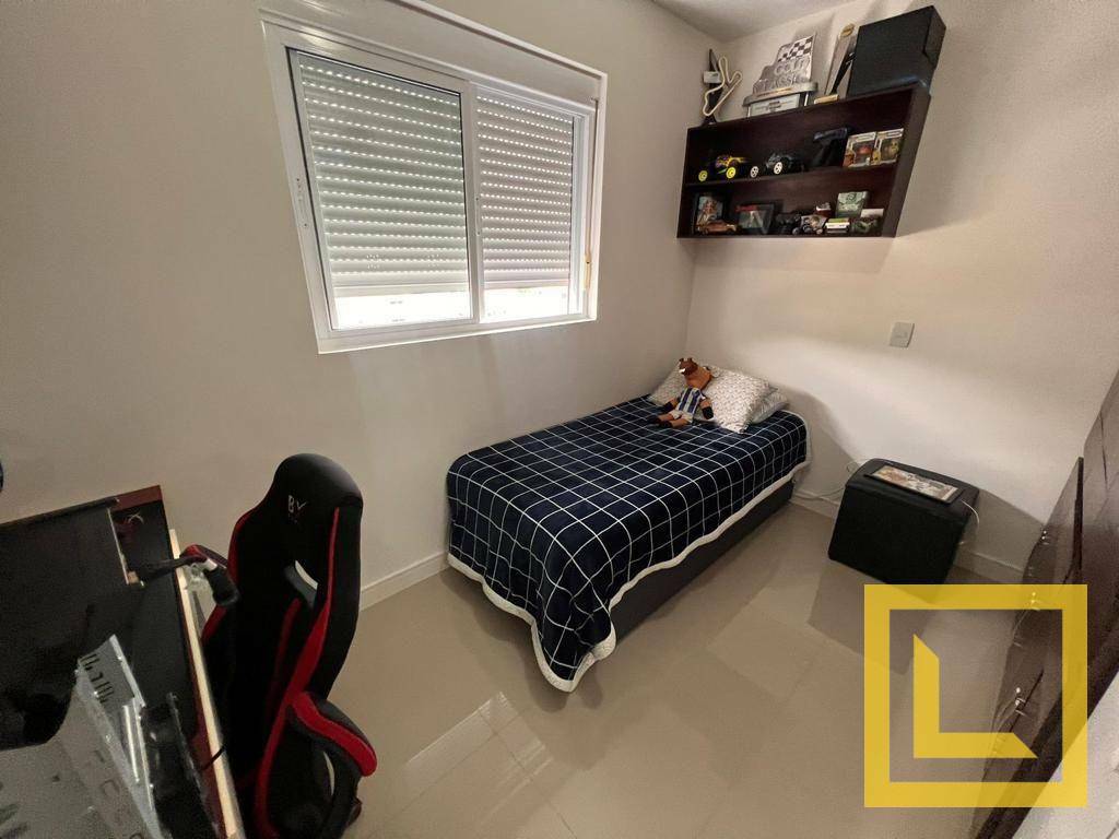 Apartamento à venda com 3 quartos, 95m² - Foto 5