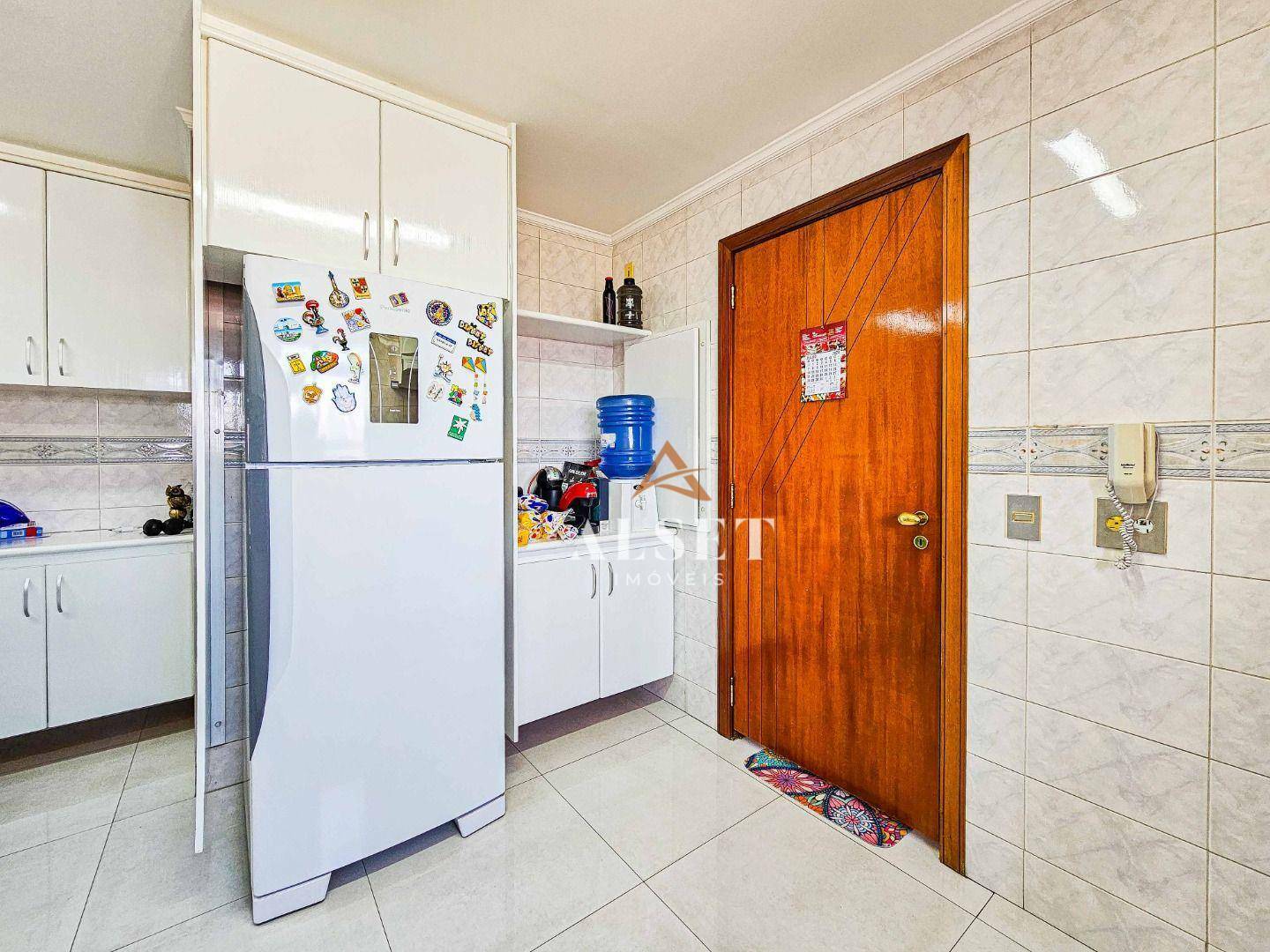 Apartamento à venda com 3 quartos, 125m² - Foto 32