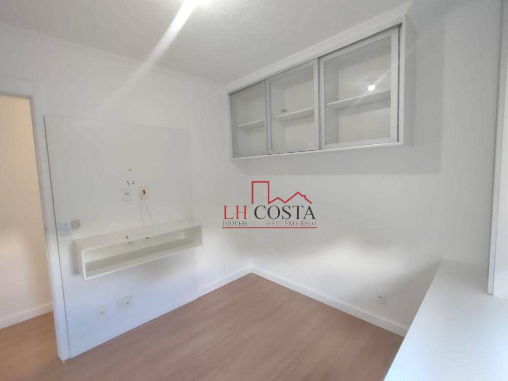 Apartamento à venda com 2 quartos, 64m² - Foto 13