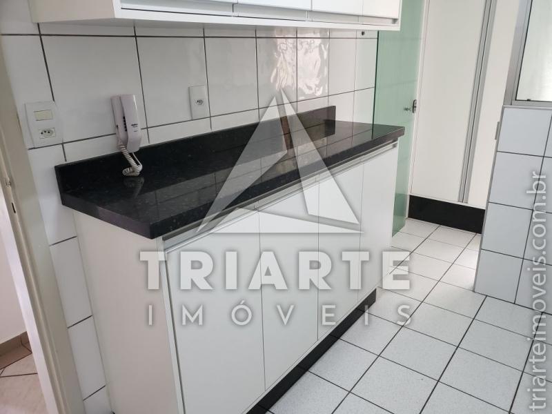 Apartamento à venda com 4 quartos, 254m² - Foto 9