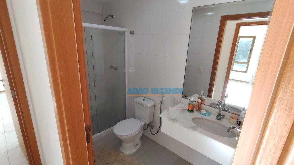 Apartamento à venda com 2 quartos, 70m² - Foto 14