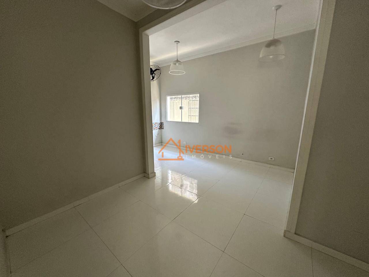 Casa para alugar com 4 quartos, 150m² - Foto 7