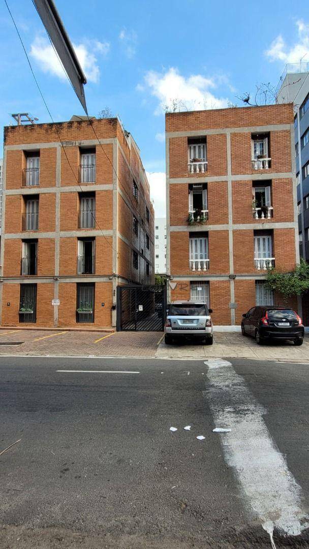 Apartamento à venda com 2 quartos, 72m² - Foto 28