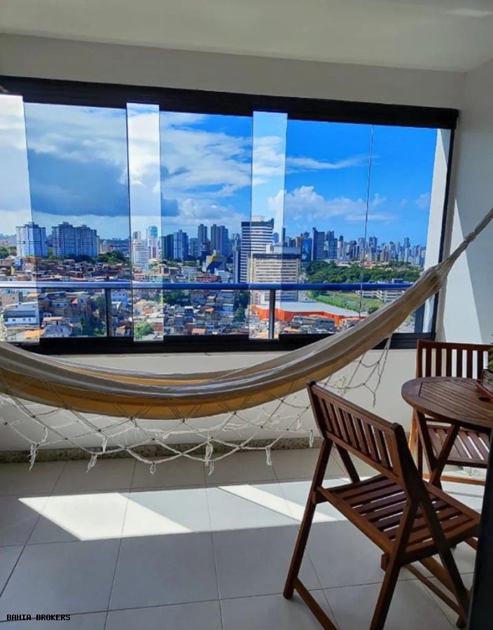 Apartamento à venda com 2 quartos, 69m² - Foto 3