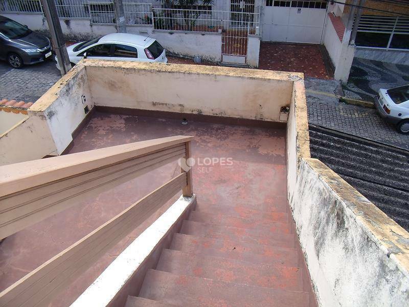 Casa à venda com 3 quartos, 100m² - Foto 10