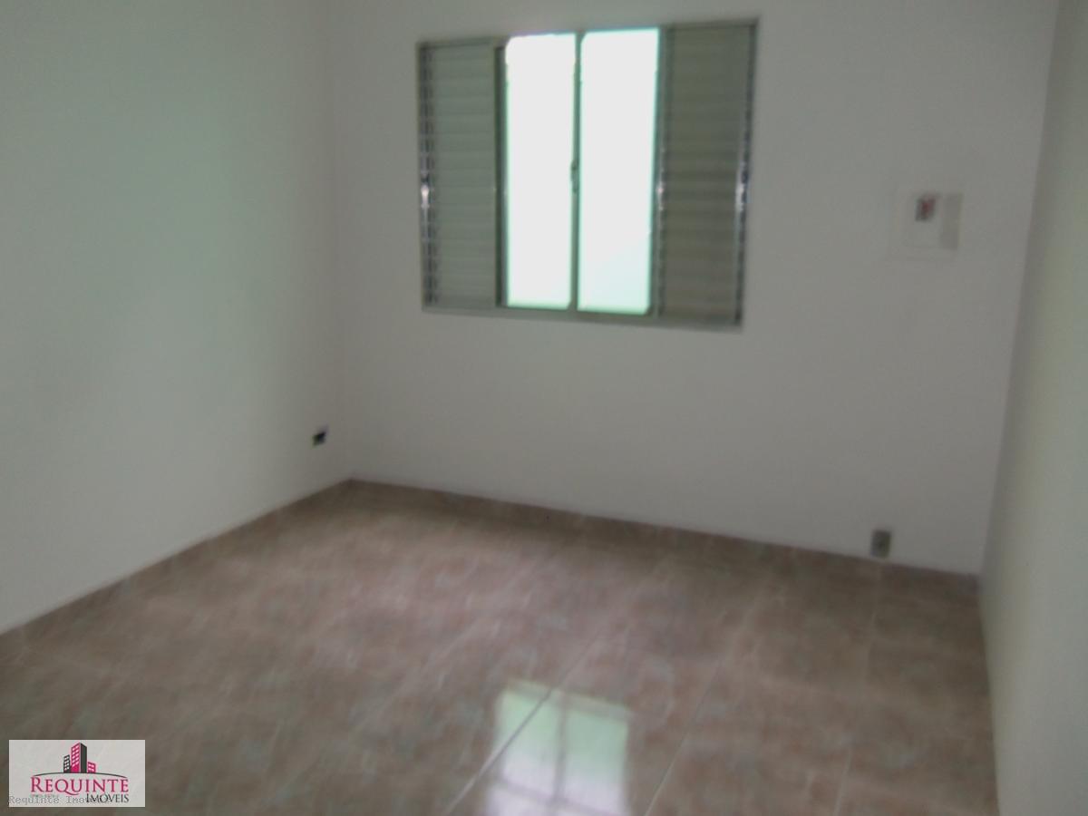 Casa para alugar com 1 quarto, 90m² - Foto 9