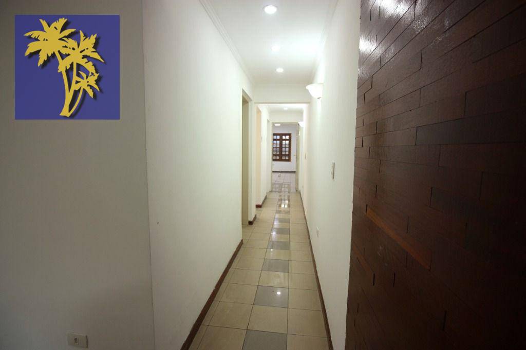 Sobrado para alugar com 6 quartos, 180m² - Foto 9