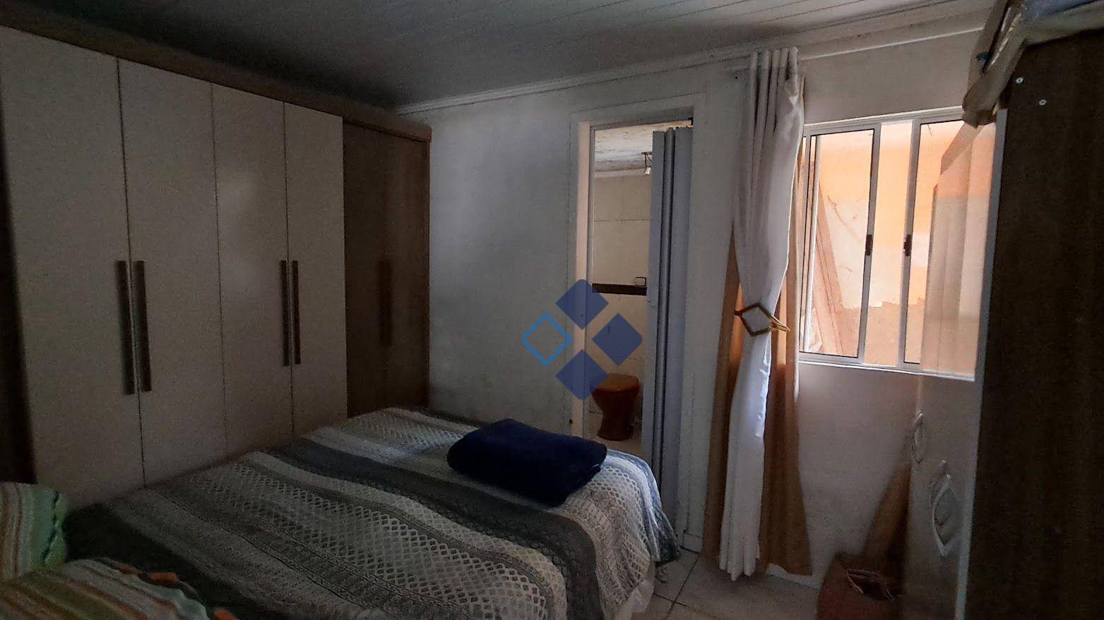 Casa à venda com 4 quartos, 70m² - Foto 18