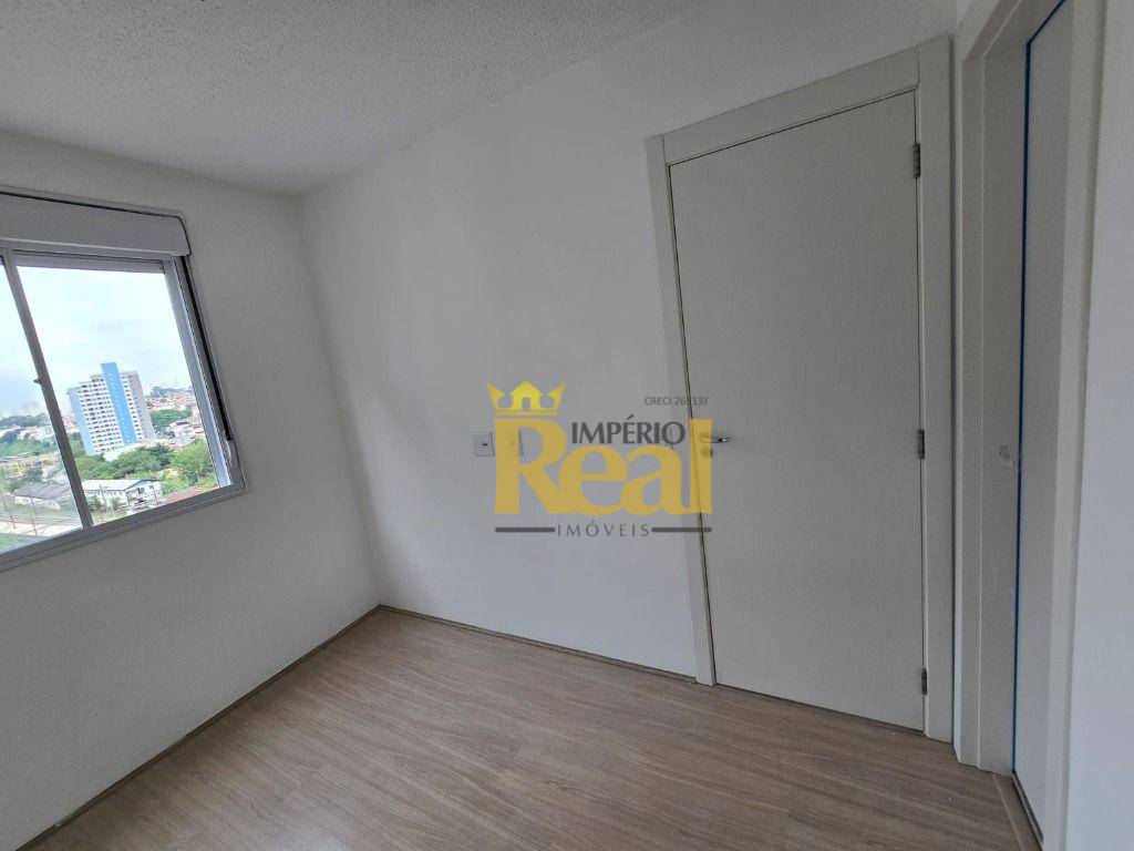 Apartamento à venda com 2 quartos, 42m² - Foto 3