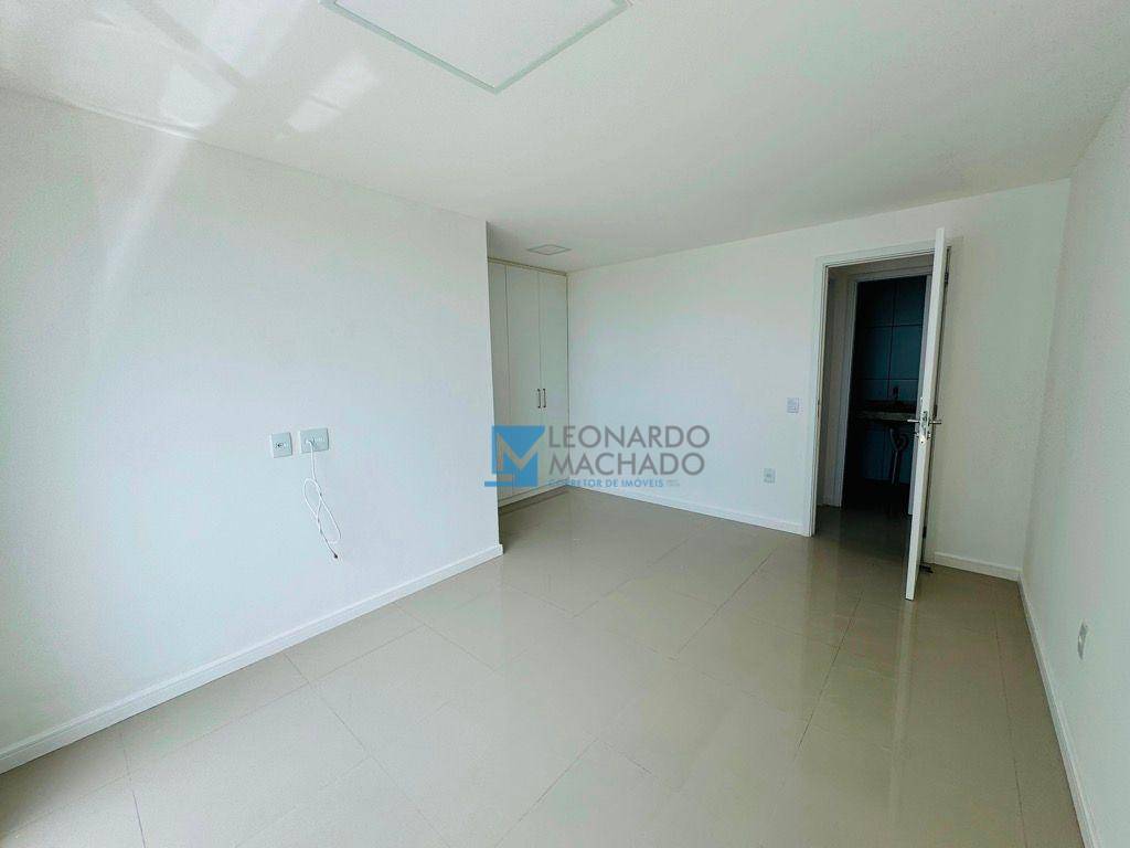 Apartamento à venda com 3 quartos, 116m² - Foto 9