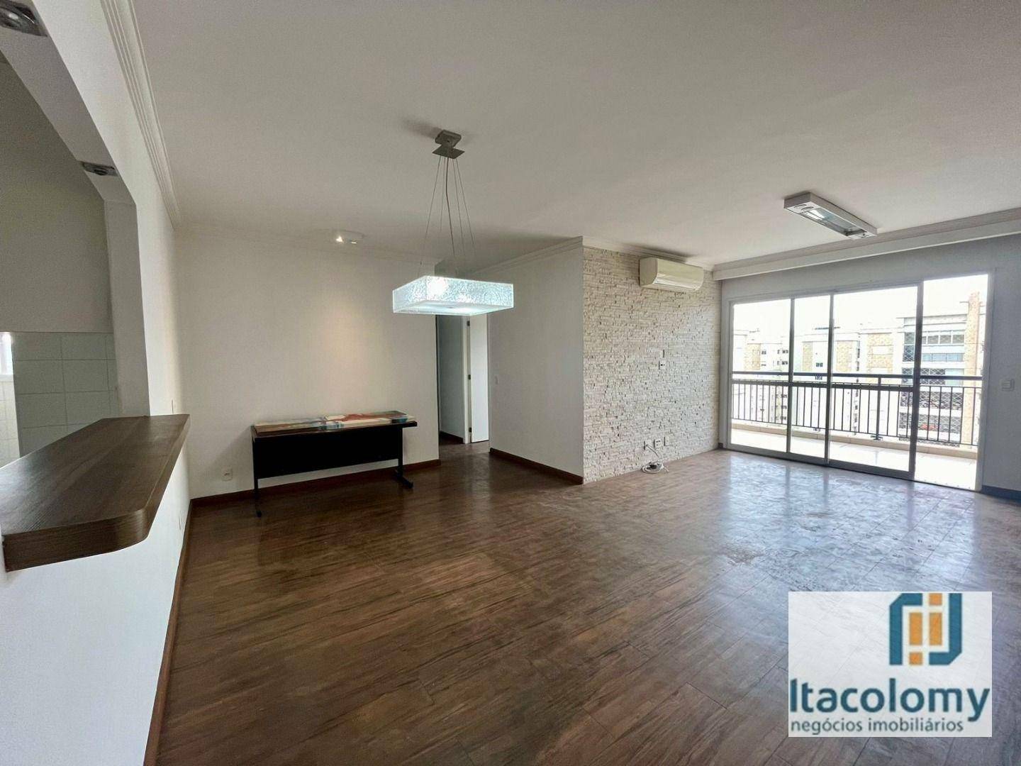 Apartamento à venda com 3 quartos, 110m² - Foto 1