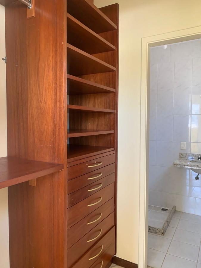 Casa de Condomínio à venda com 4 quartos, 400m² - Foto 26