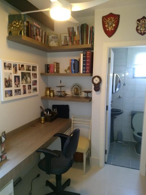 Apartamento à venda com 3 quartos, 144m² - Foto 19