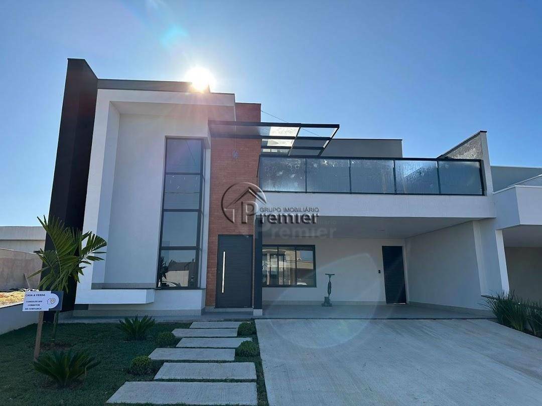 Casa de Condomínio à venda com 3 quartos, 234m² - Foto 1