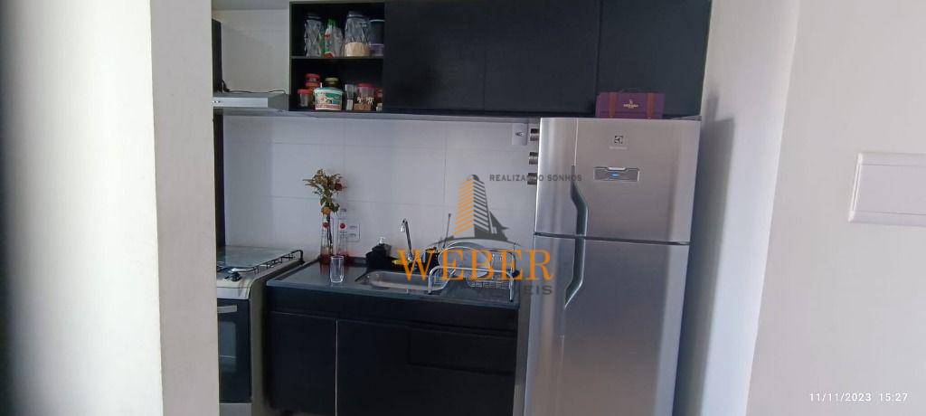 Apartamento à venda com 2 quartos, 41m² - Foto 11