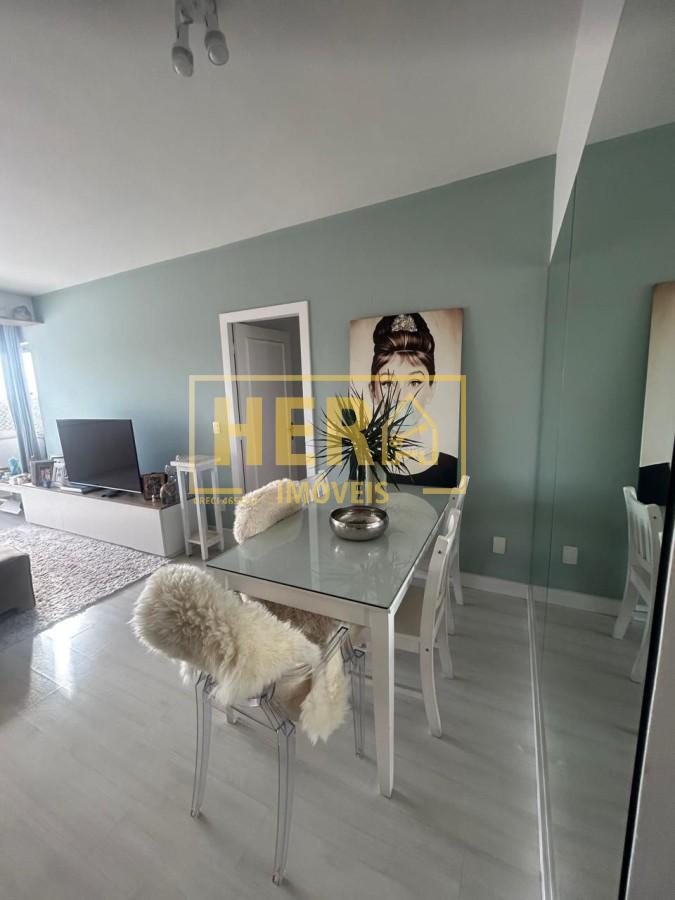 Apartamento à venda com 3 quartos, 84m² - Foto 4