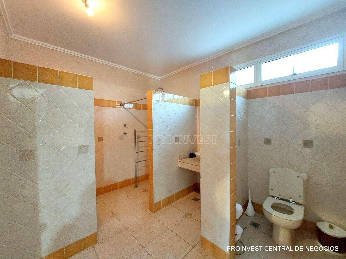 Casa de Condomínio à venda com 4 quartos, 670m² - Foto 57