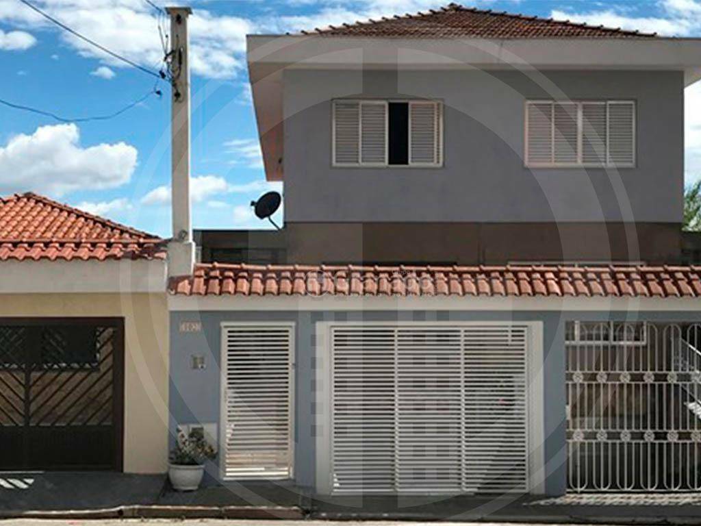 Sobrado à venda com 3 quartos, 250m² - Foto 1