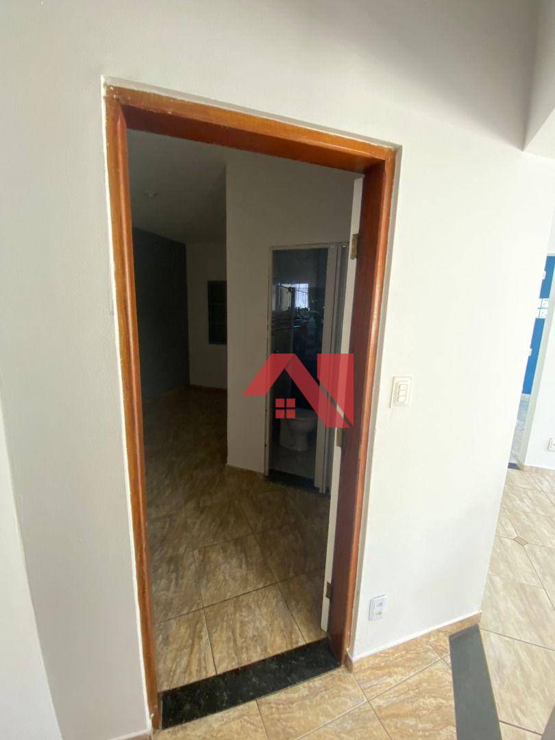 Casa à venda com 3 quartos, 180m² - Foto 9