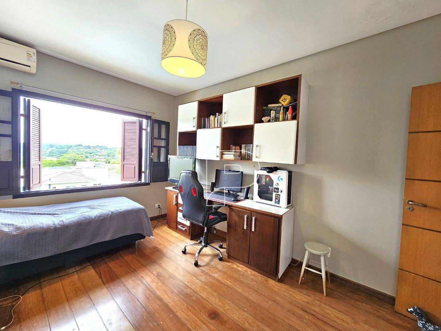 Casa de Condomínio à venda com 3 quartos, 330m² - Foto 29