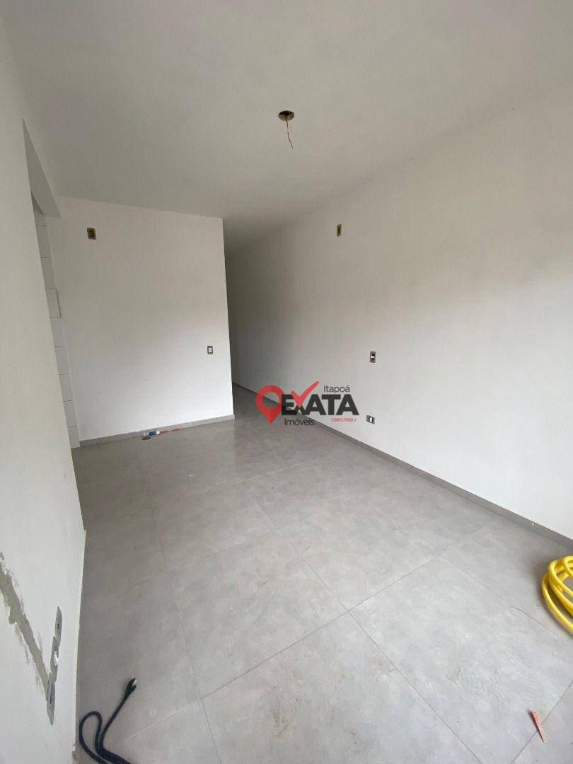 Casa à venda com 3 quartos, 84m² - Foto 15