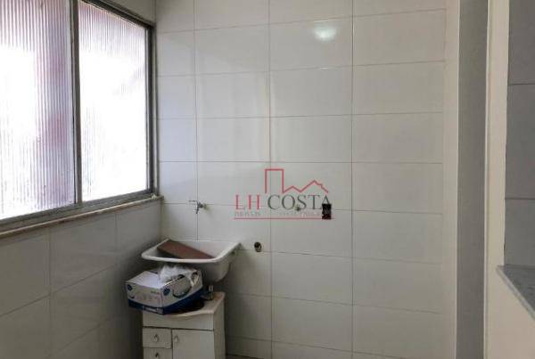 Apartamento à venda com 2 quartos, 100m² - Foto 17