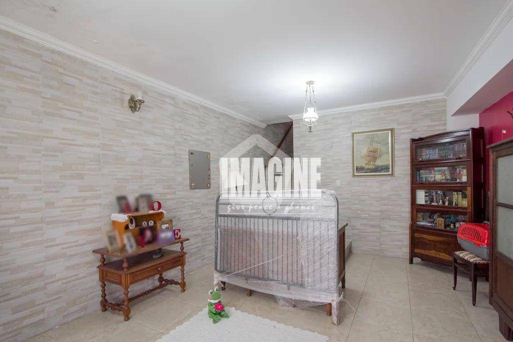 Sobrado à venda com 3 quartos, 300m² - Foto 3