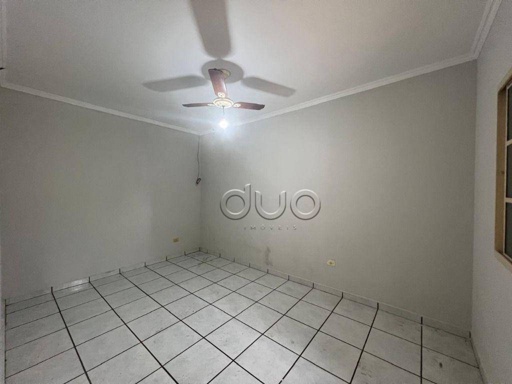 Casa para alugar com 3 quartos, 186m² - Foto 23