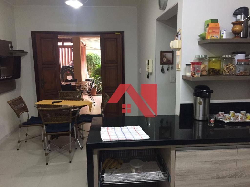 Sobrado à venda com 3 quartos, 380m² - Foto 13