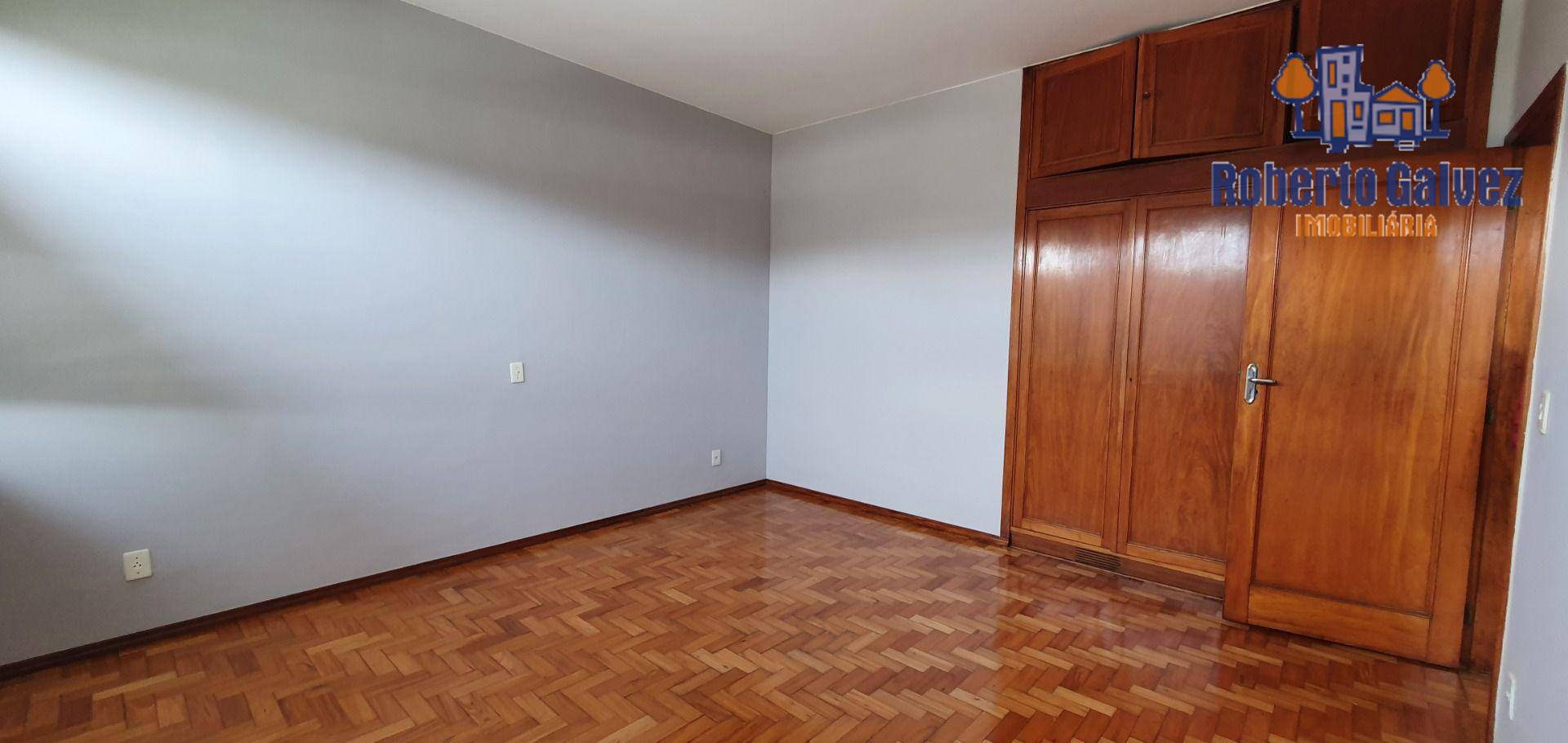 Casa à venda com 4 quartos, 281m² - Foto 19