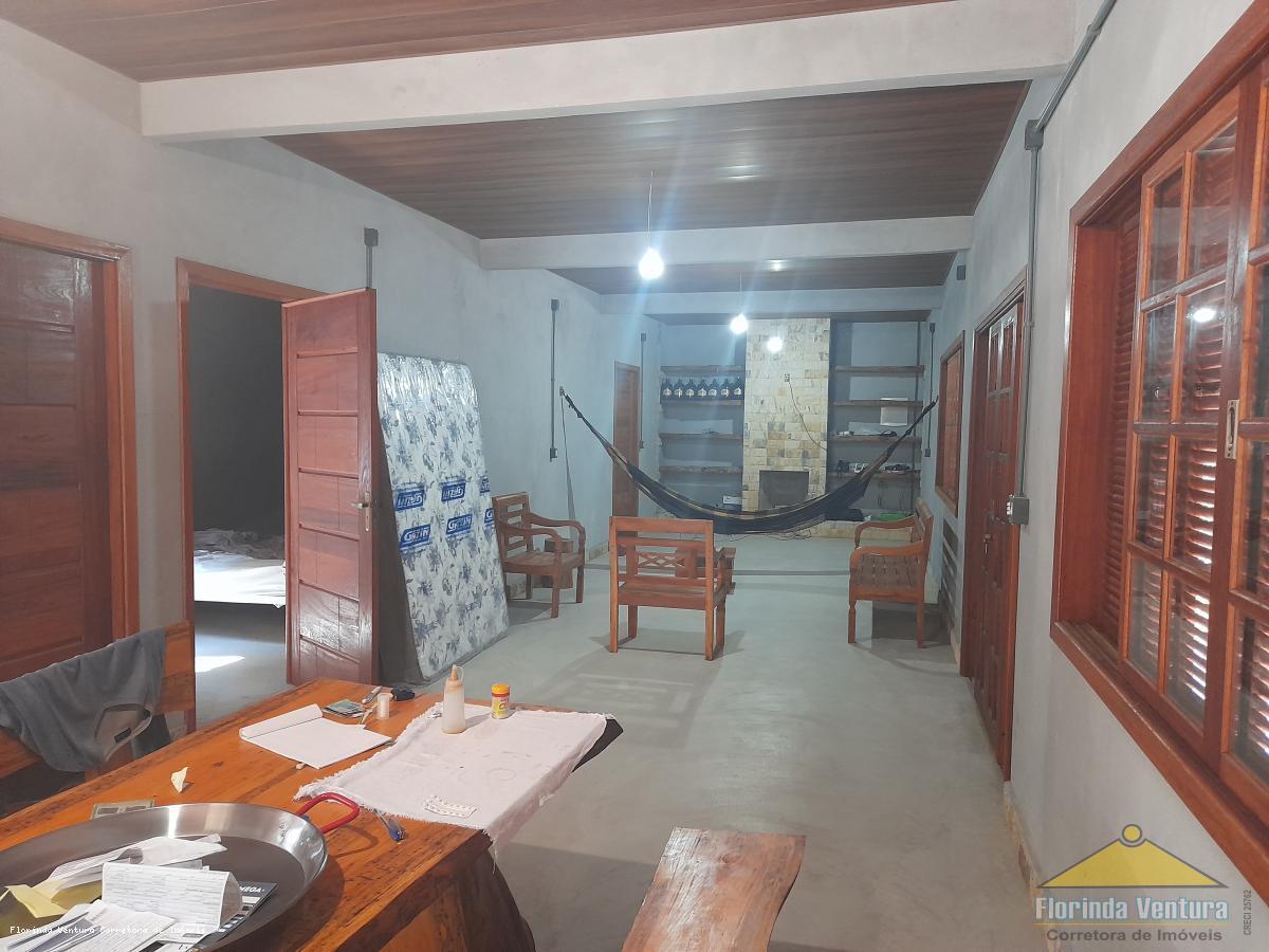 Casa de Condomínio à venda com 2 quartos, 210m² - Foto 4