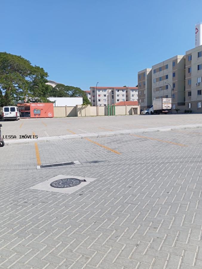 Apartamento para alugar com 2 quartos, 55m² - Foto 12