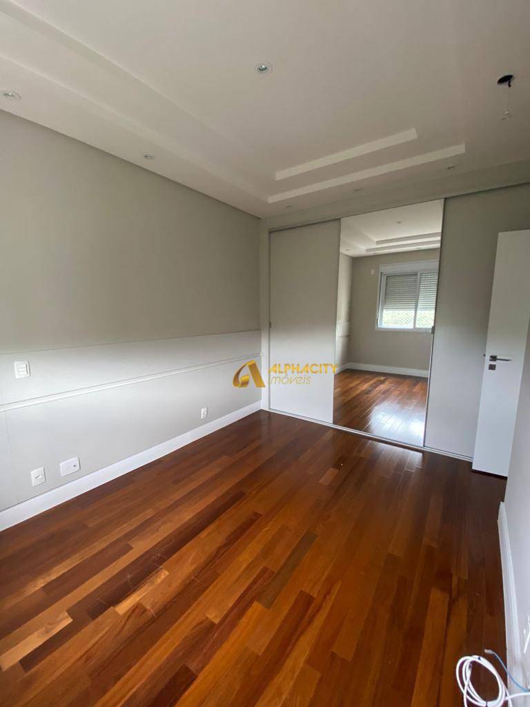 Apartamento para alugar com 4 quartos, 367m² - Foto 10