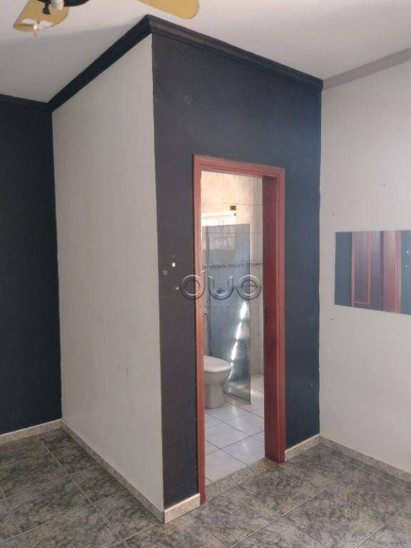 Casa à venda com 2 quartos, 303m² - Foto 16