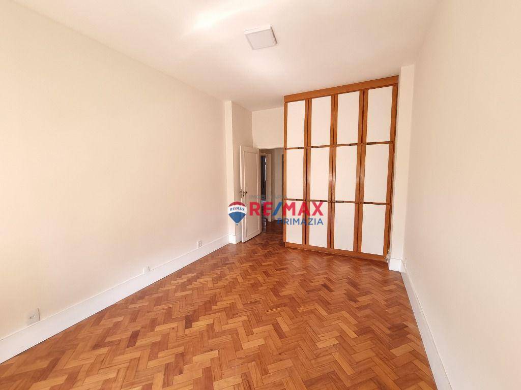 Apartamento à venda com 4 quartos, 230m² - Foto 15