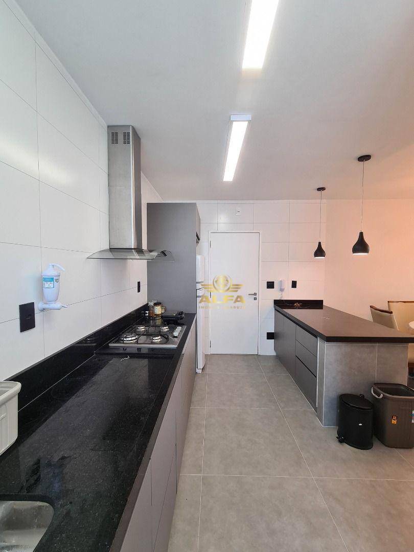 Apartamento à venda com 3 quartos, 160m² - Foto 17