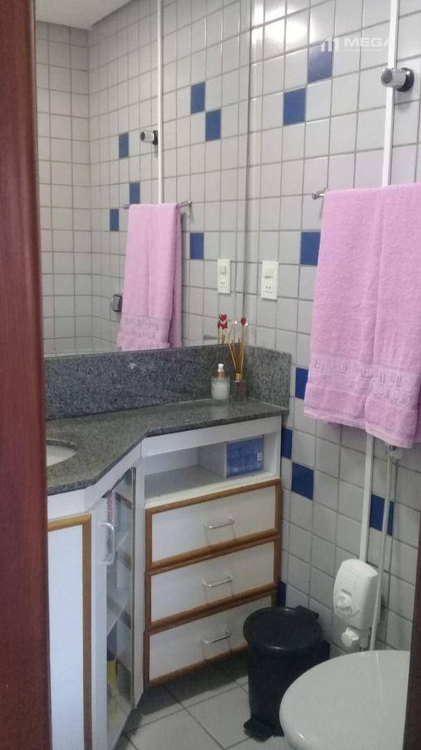 Apartamento à venda com 3 quartos, 151m² - Foto 11