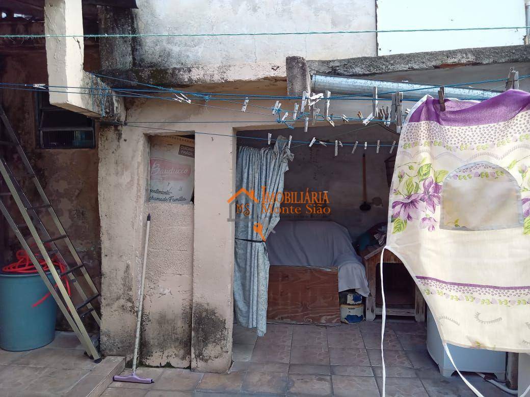 Sobrado à venda com 6 quartos, 200m² - Foto 15