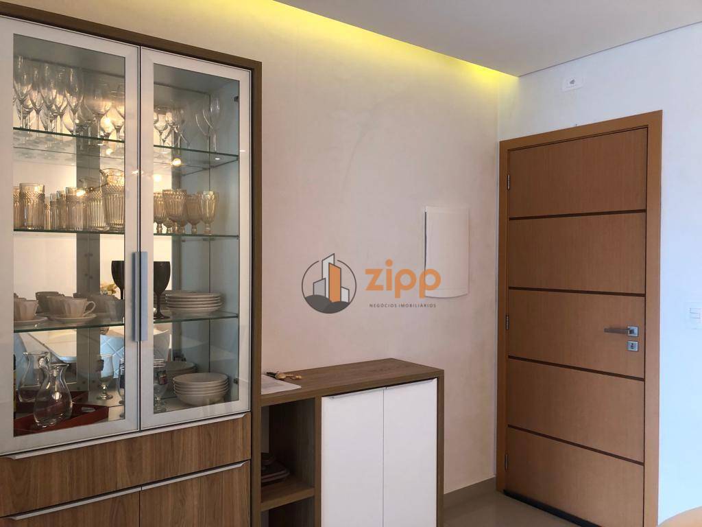 Apartamento à venda com 2 quartos, 79m² - Foto 4