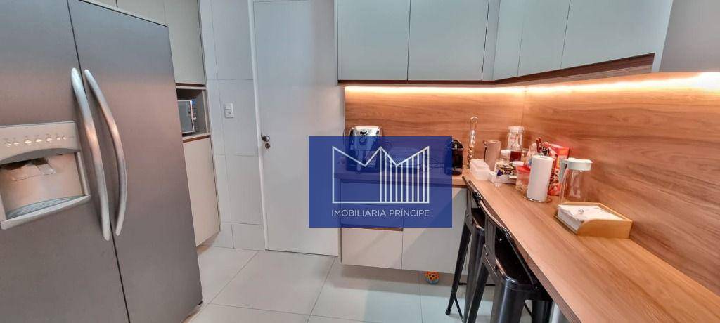 Apartamento à venda com 3 quartos, 138m² - Foto 35