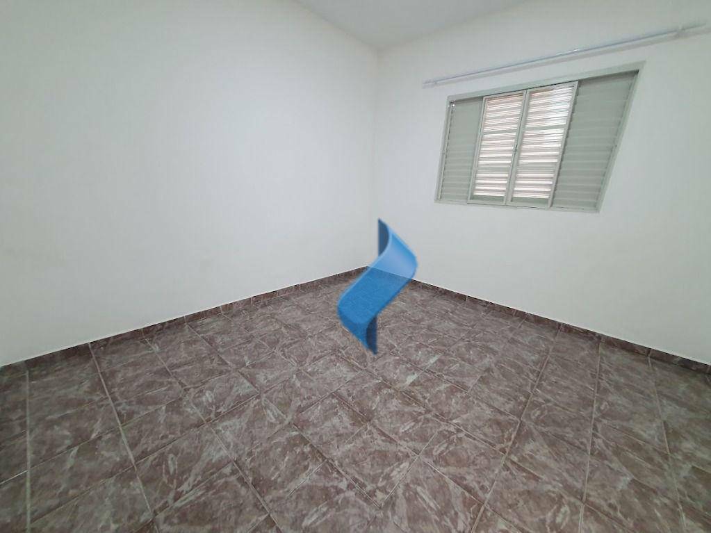 Casa para alugar com 1 quarto, 70m² - Foto 26