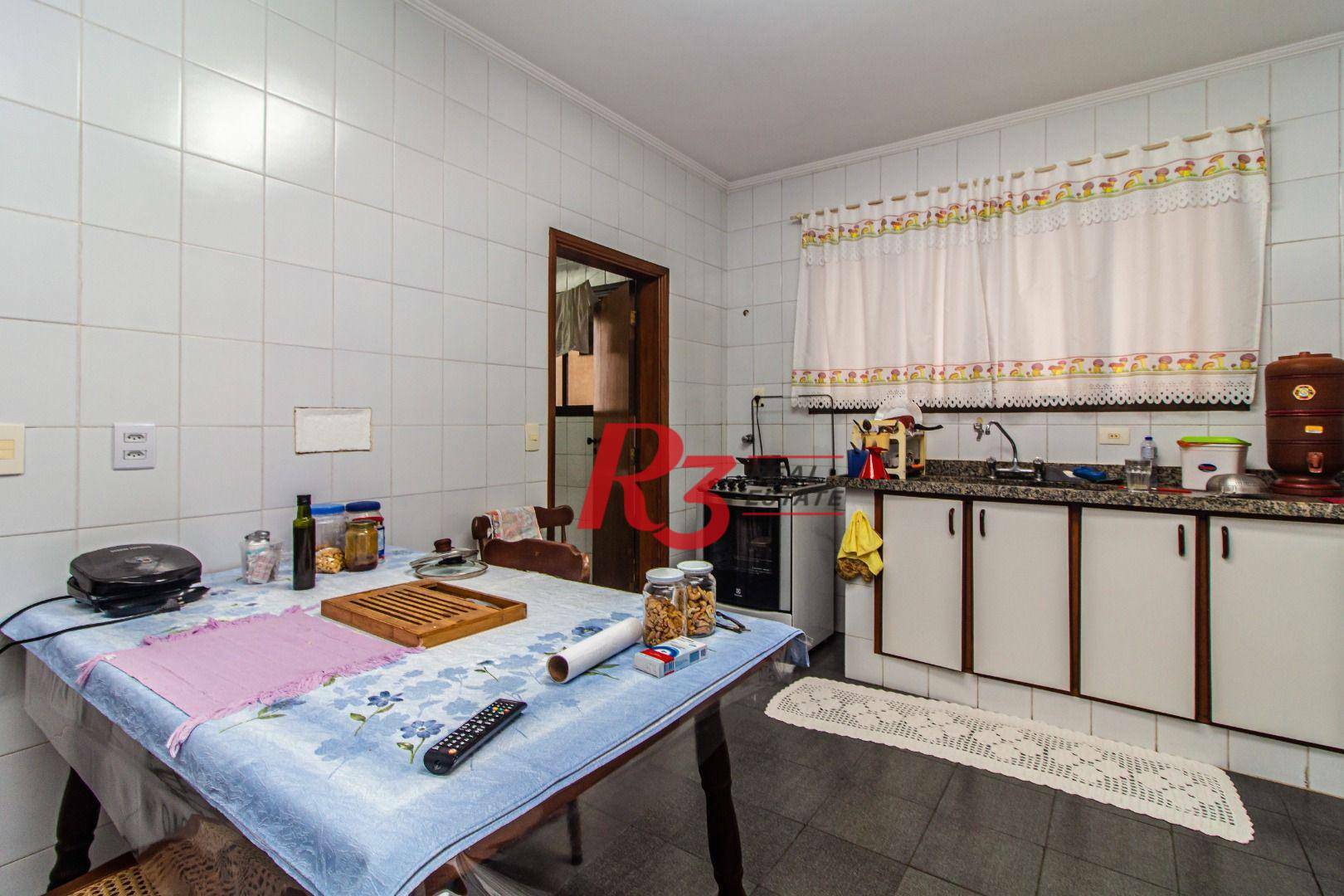 Apartamento à venda com 3 quartos, 162m² - Foto 11