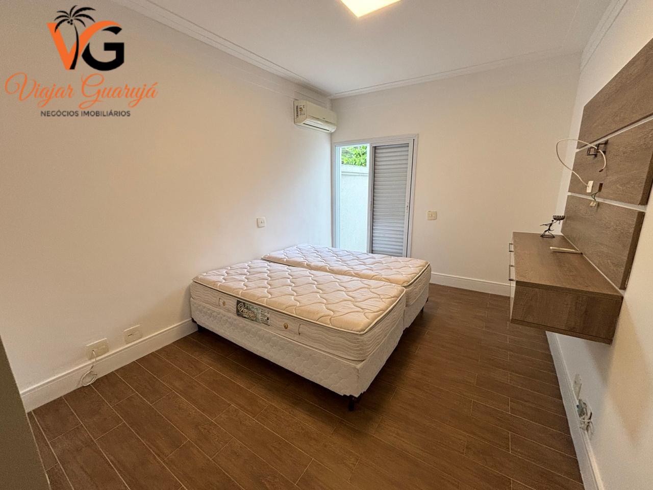 Casa à venda com 5 quartos, 310m² - Foto 34