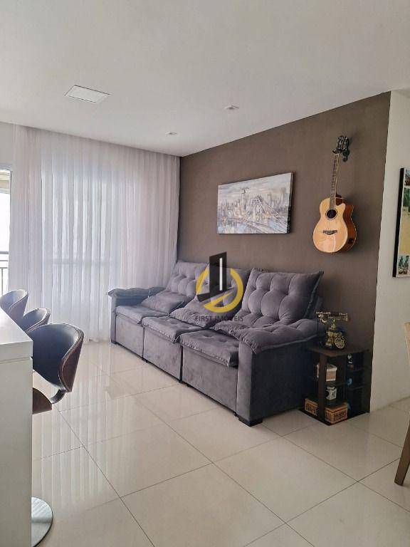 Apartamento à venda com 3 quartos, 93m² - Foto 1