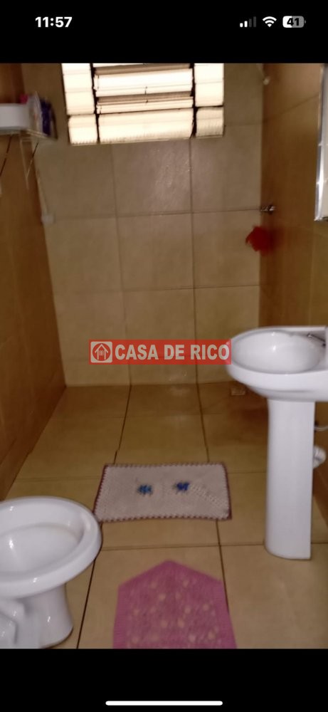 Casa à venda com 3 quartos, 100m² - Foto 5