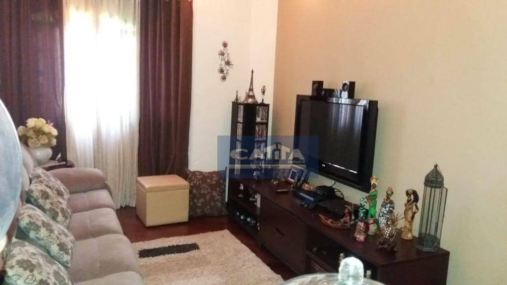 Sobrado à venda com 4 quartos, 475m² - Foto 1